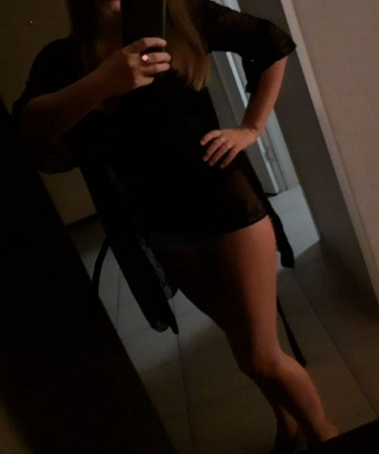 Анкета проститутки Лариса - город Заветное, 27 лет, №8529